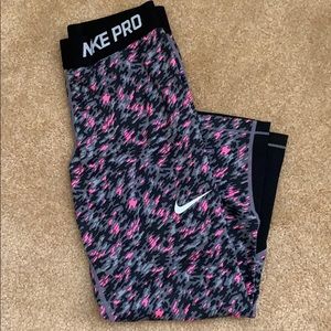 Nike Pro Capri